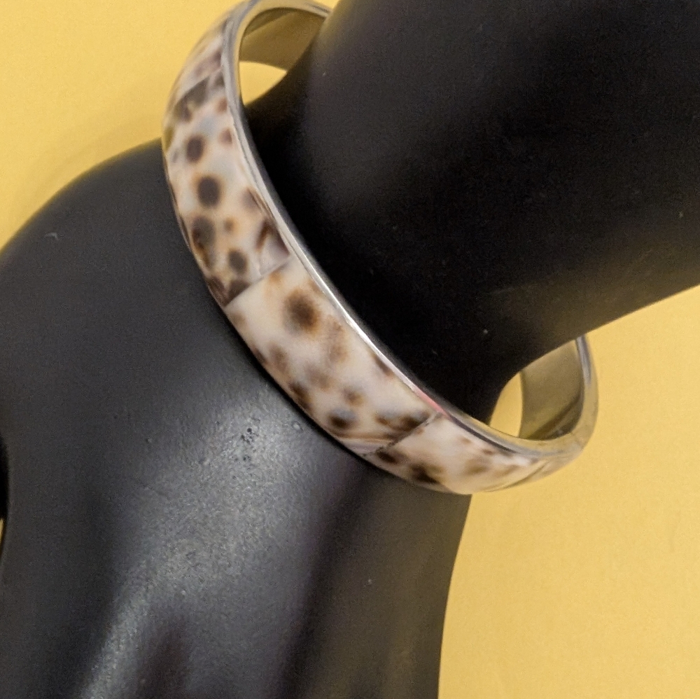 Cowrie shell bangle, stainless steel